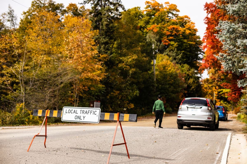 The Caledon area has been overrun by tourists coming to see the fall colours.
KATE DOCKERAY/THE GLOBE AND MAIL